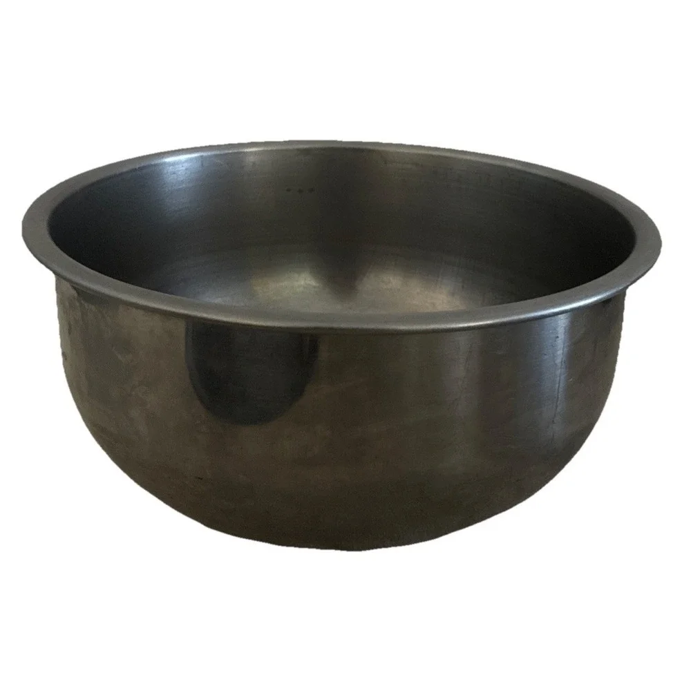 West Bend Bowl Master Stainless Steel Bowl 3-1/2 Qt Mixing Bowl 9